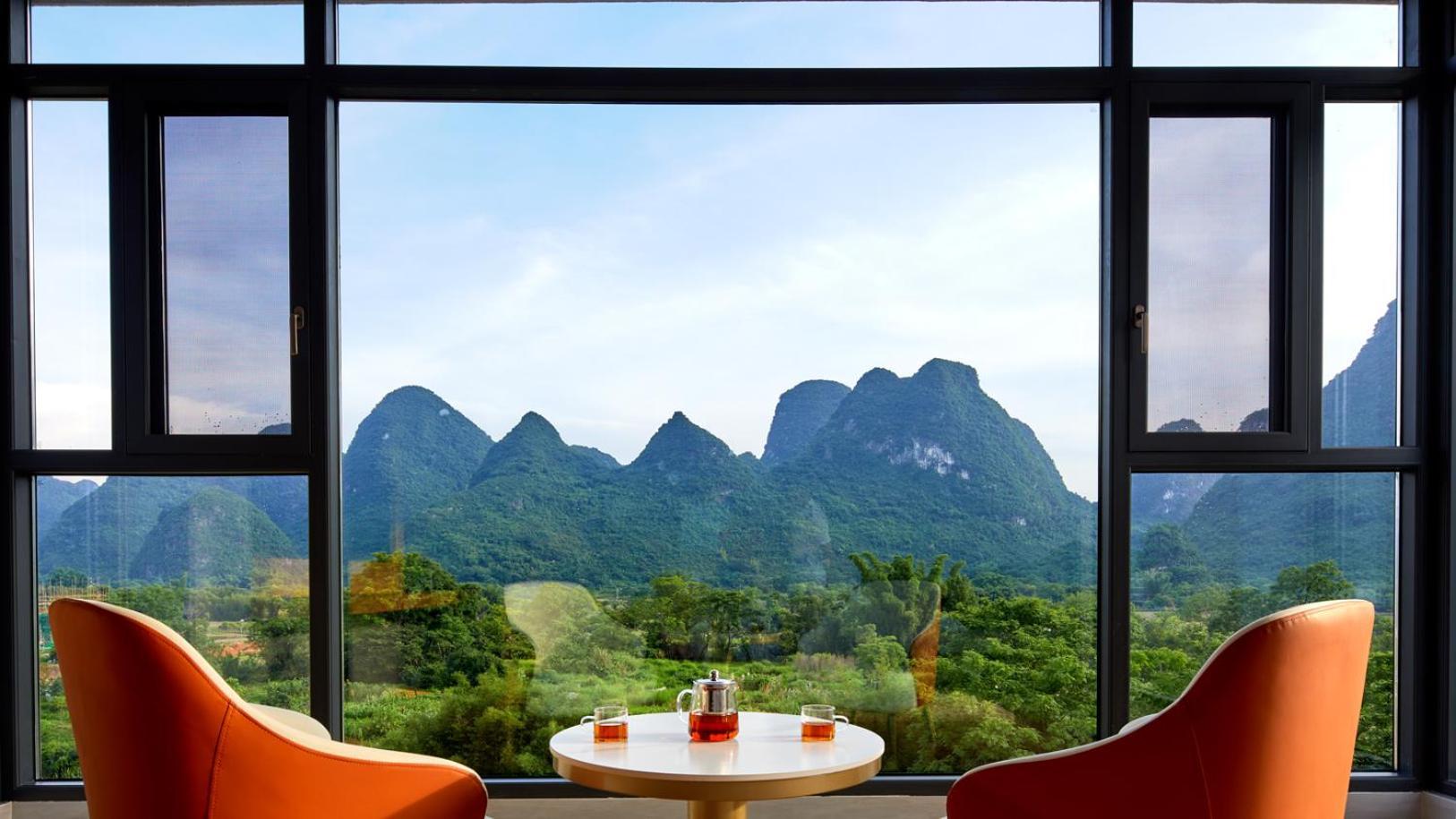 Yangshuo Fortune Lake Inn- One Way Free Pick Up From Airport Or Ts Over 3 Nights Extérieur photo