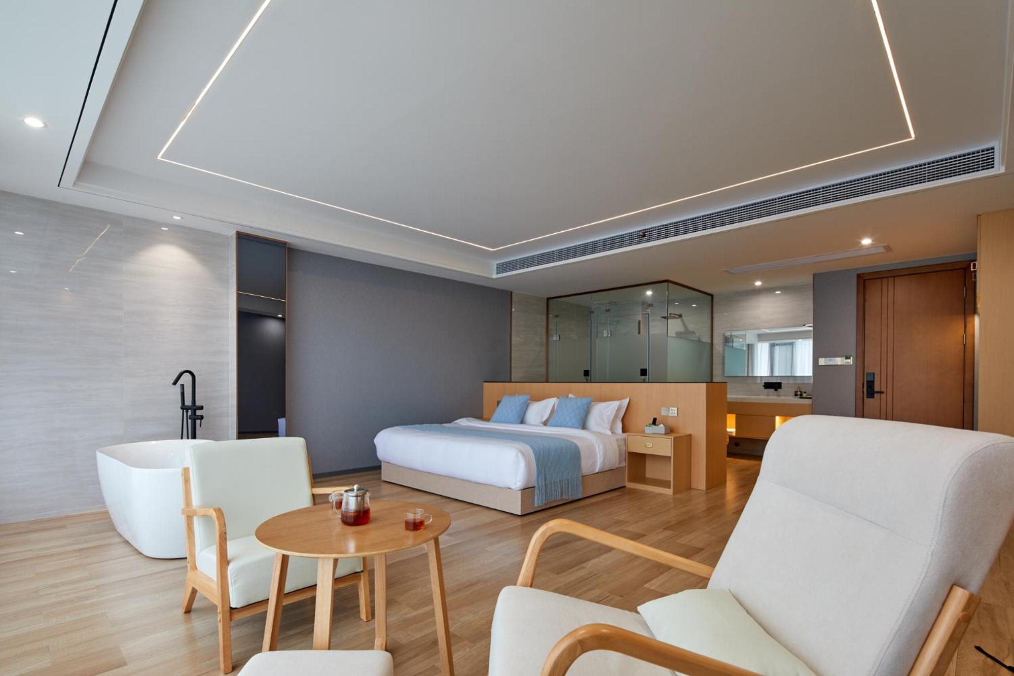 Yangshuo Fortune Lake Inn- One Way Free Pick Up From Airport Or Ts Over 3 Nights Extérieur photo