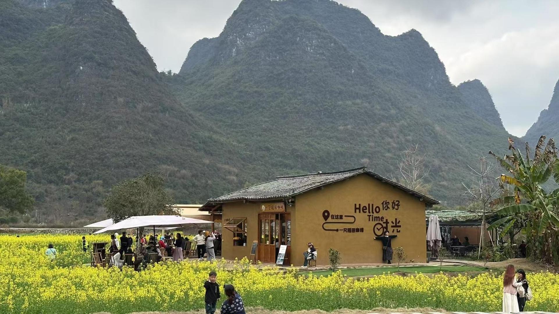 Yangshuo Fortune Lake Inn- One Way Free Pick Up From Airport Or Ts Over 3 Nights Extérieur photo