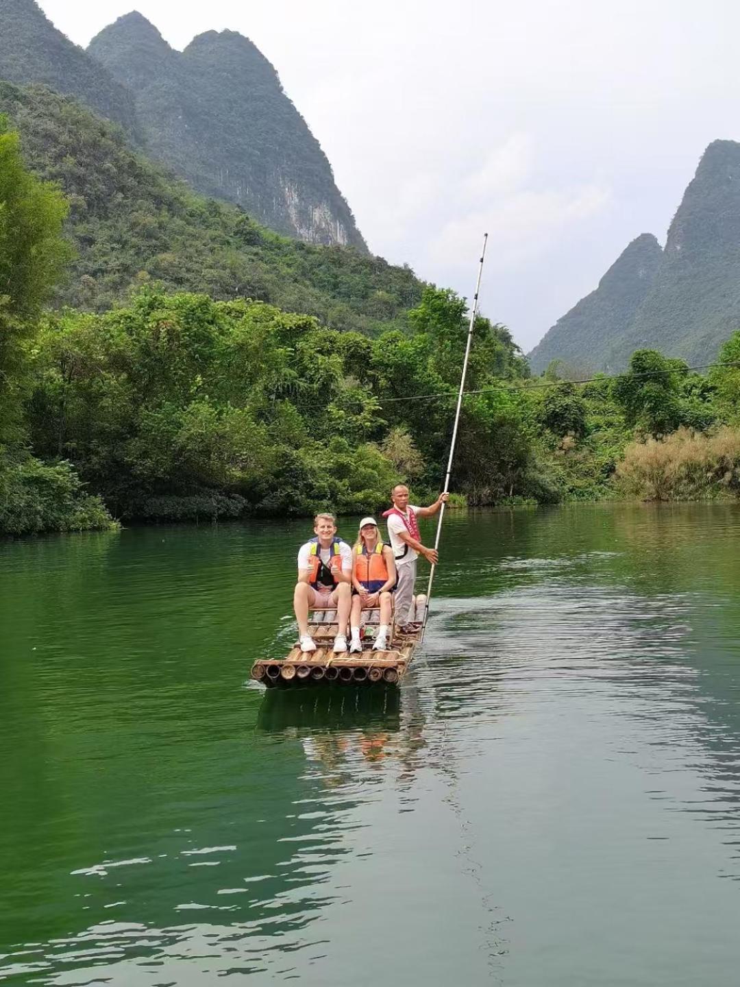Yangshuo Fortune Lake Inn- One Way Free Pick Up From Airport Or Ts Over 3 Nights Extérieur photo